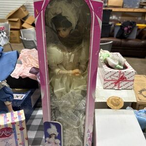 Anita The Bride Elegant Porcelain Wind Up Doll